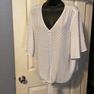 White flutter sleeve tie front blouse